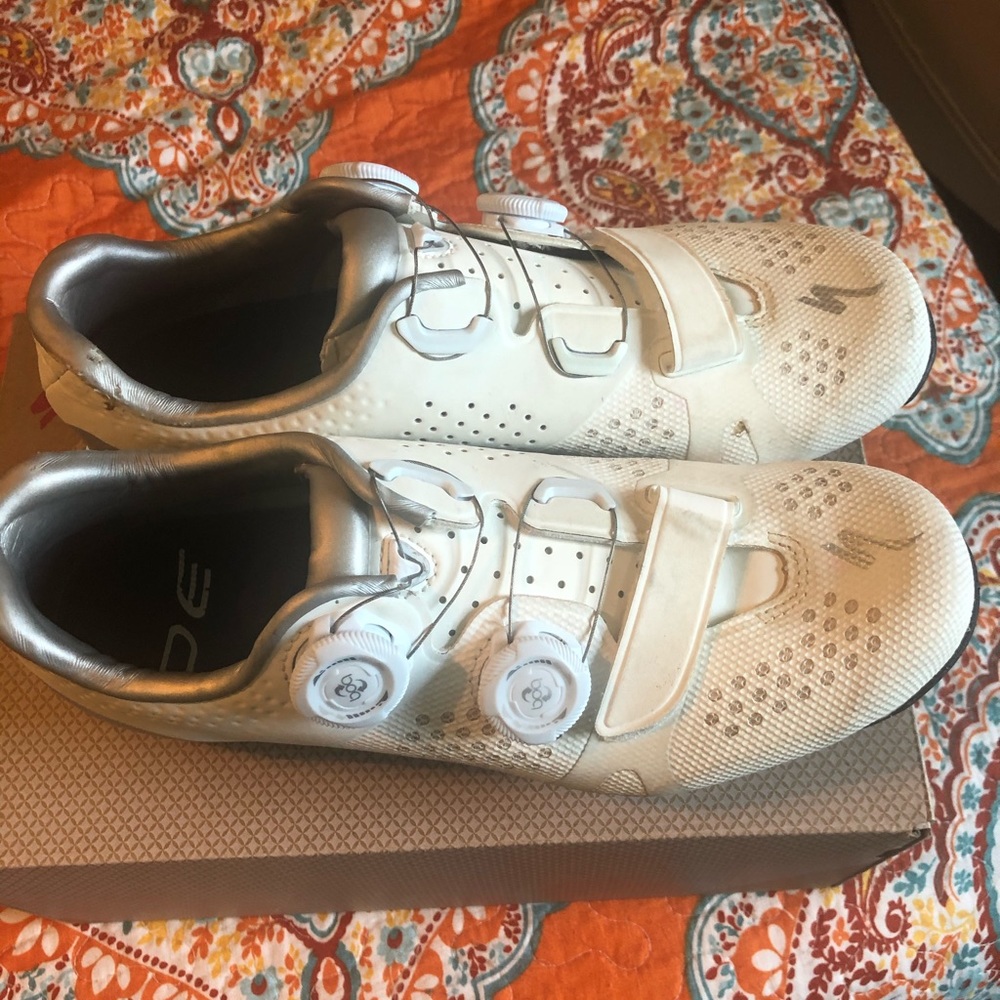 Cycle shoes
